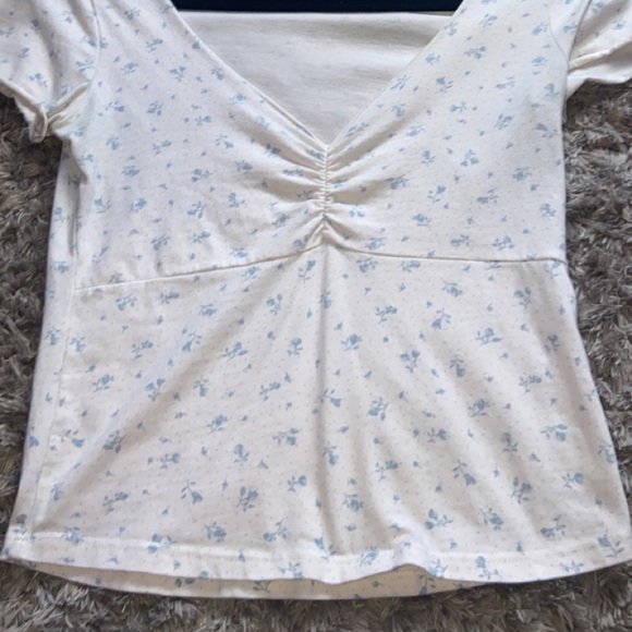 Brandy melville shirt - Picture 2 of 3